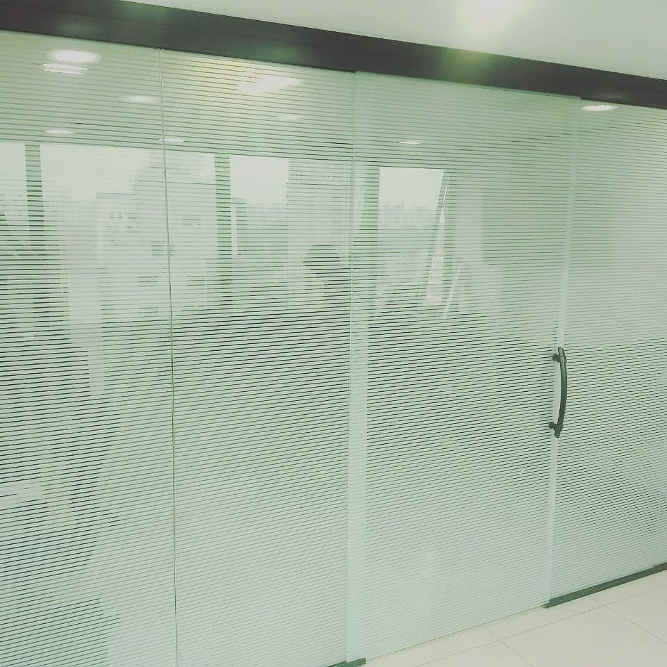 Divisórias de vidro para escritório
